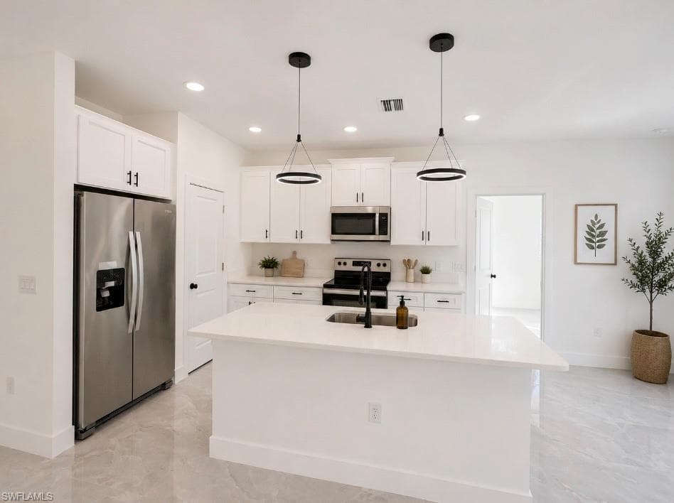 302 Stonybrook AVE LEHIGH ACRES, FL 33972