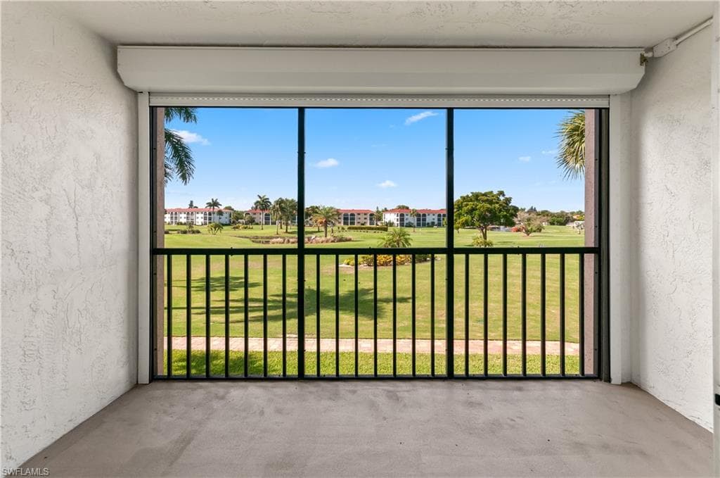 13 High Point CIR N 209 NAPLES, FL 34103