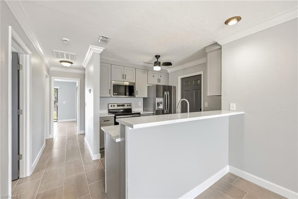 4346 Santa Barbara BLVD CAPE CORAL, FL 33914
