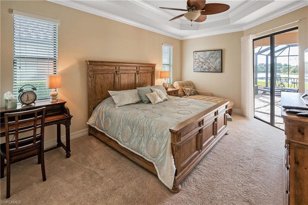 9215 Veneto LN NAPLES, FL 34113