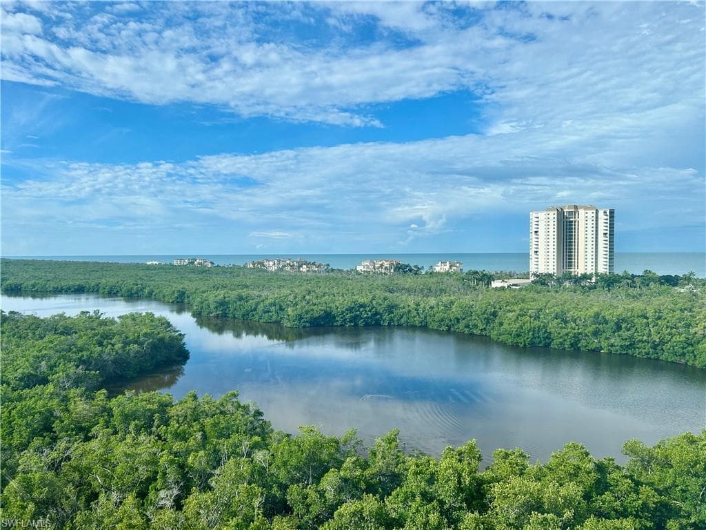 8990 Bay Colony DR 901 NAPLES, FL 34108