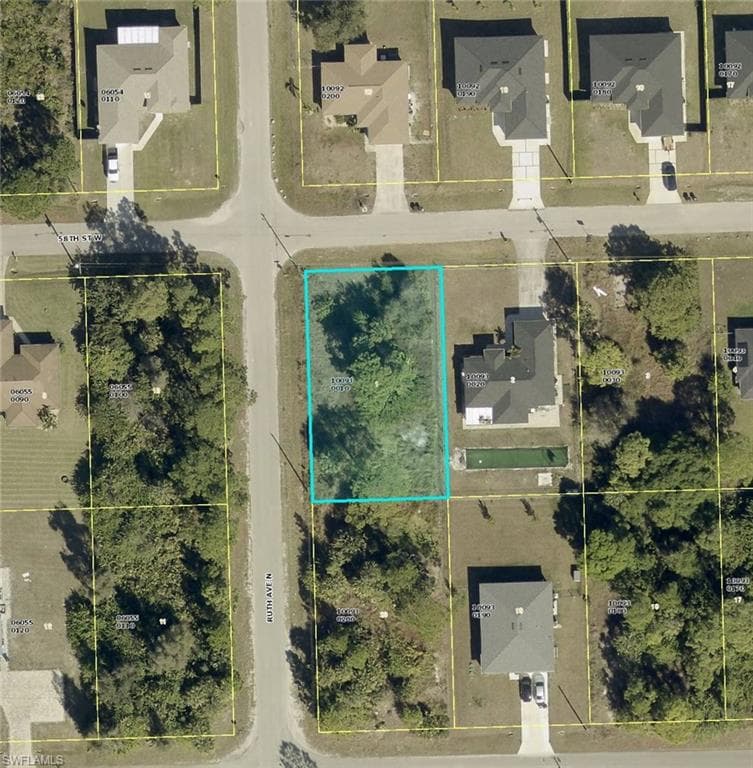 3233 58th ST W LEHIGH ACRES, FL 33971
