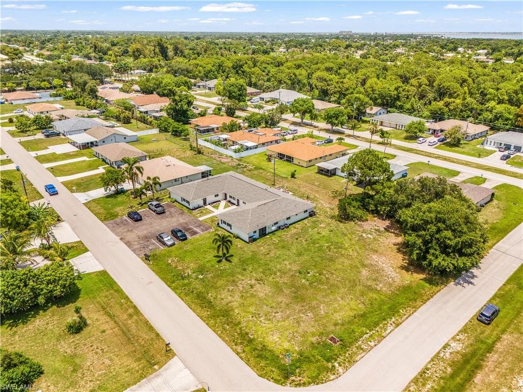 937 SE 23rd PL 1-5 CAPE CORAL, FL 33990