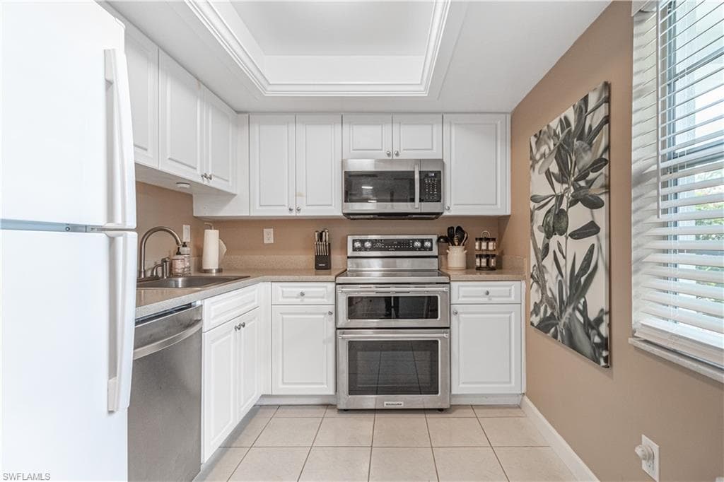 1828 Pine Valley DR 101 FORT MYERS, FL 33907