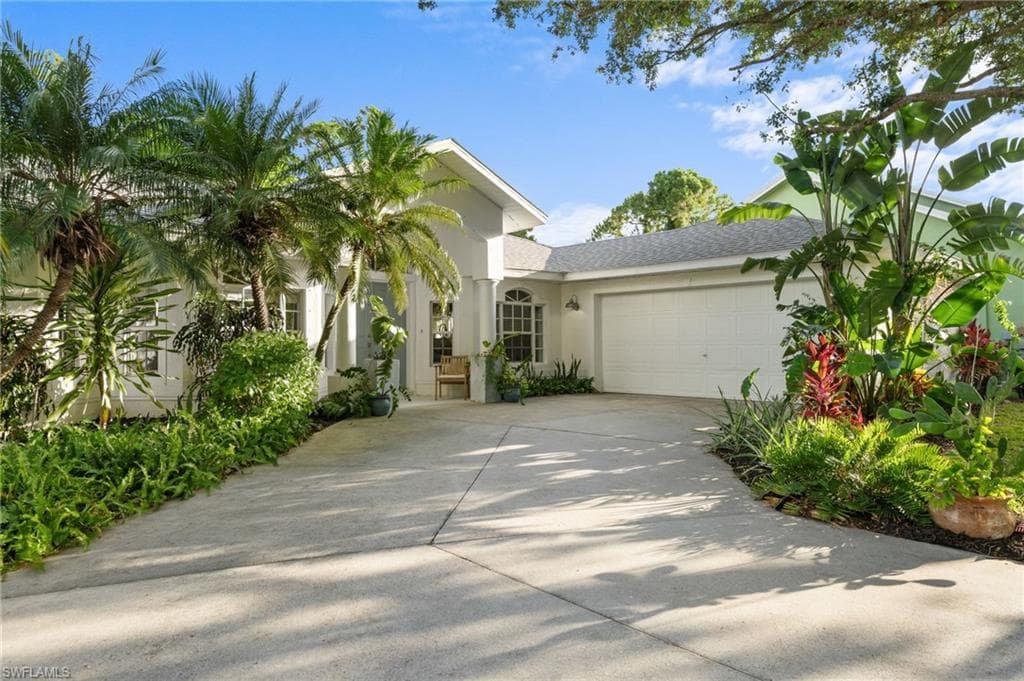 20 Heritage WAY NAPLES, FL 34110