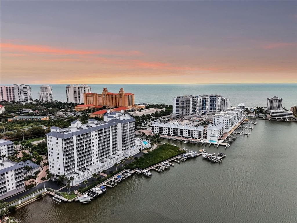 400 FLAGSHIP DR 302 NAPLES, FL 34108