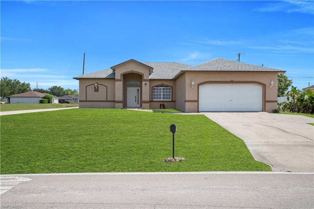 21 Kismet PKWY E CAPE CORAL, FL 33909