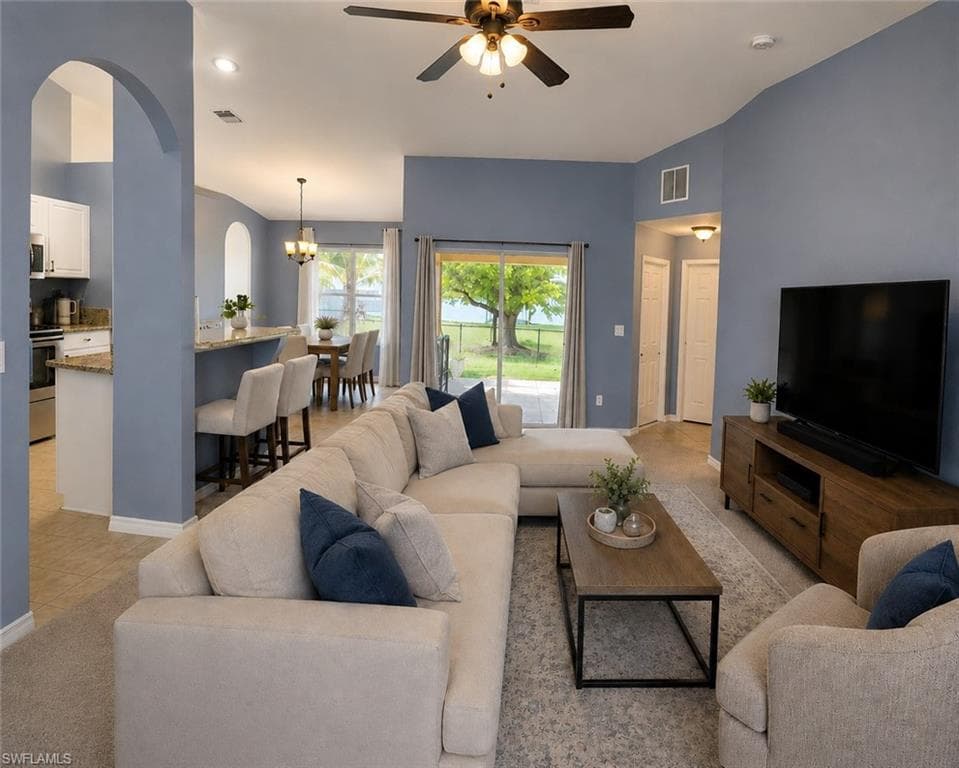 925 SW 31st ST CAPE CORAL, FL 33914