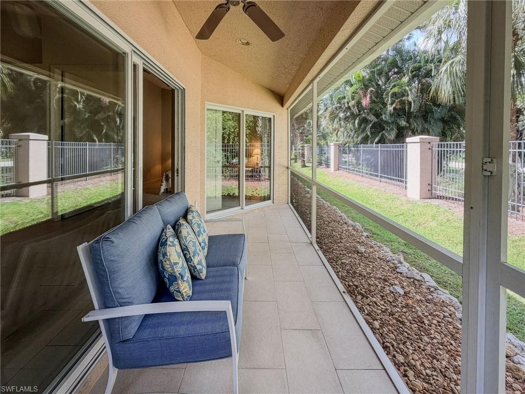 3510 AVION WOODS CT 104 NAPLES, FL 34104
