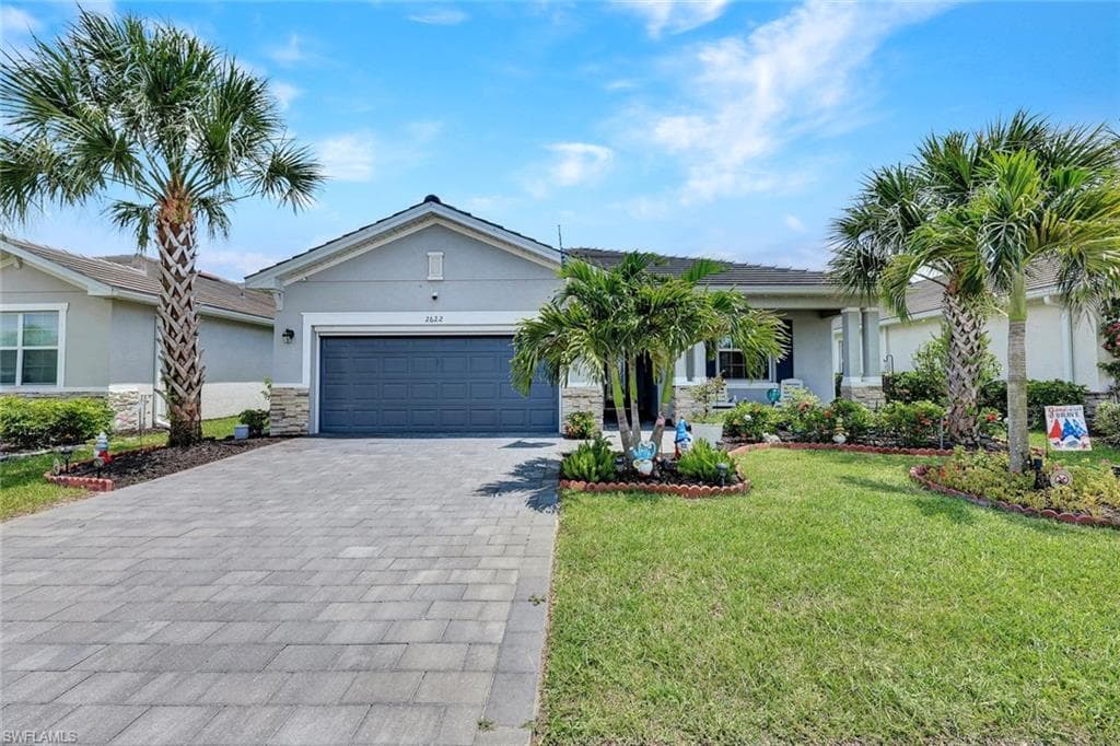 2622 Scarlet WAY NAPLES, FL 34120
