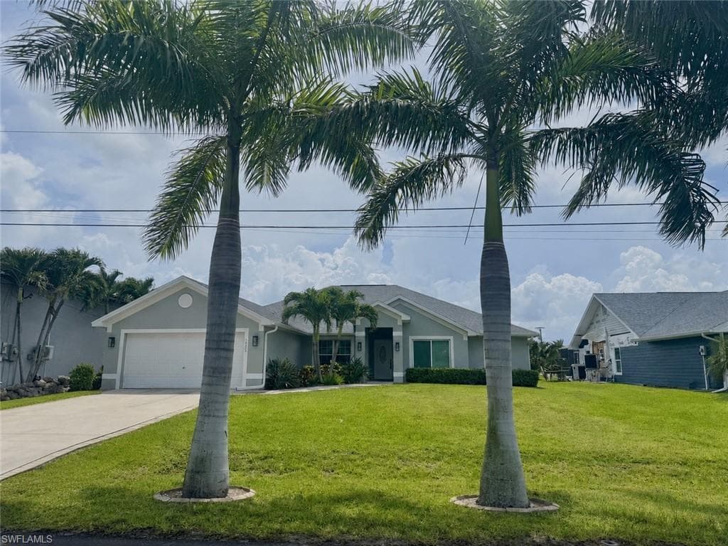 3829 SW 17th PL CAPE CORAL, FL 33914