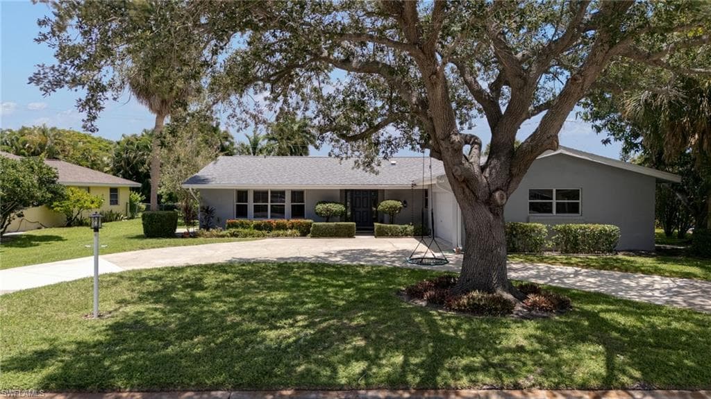 1347 Oaklawn CT FORT MYERS, FL 33919