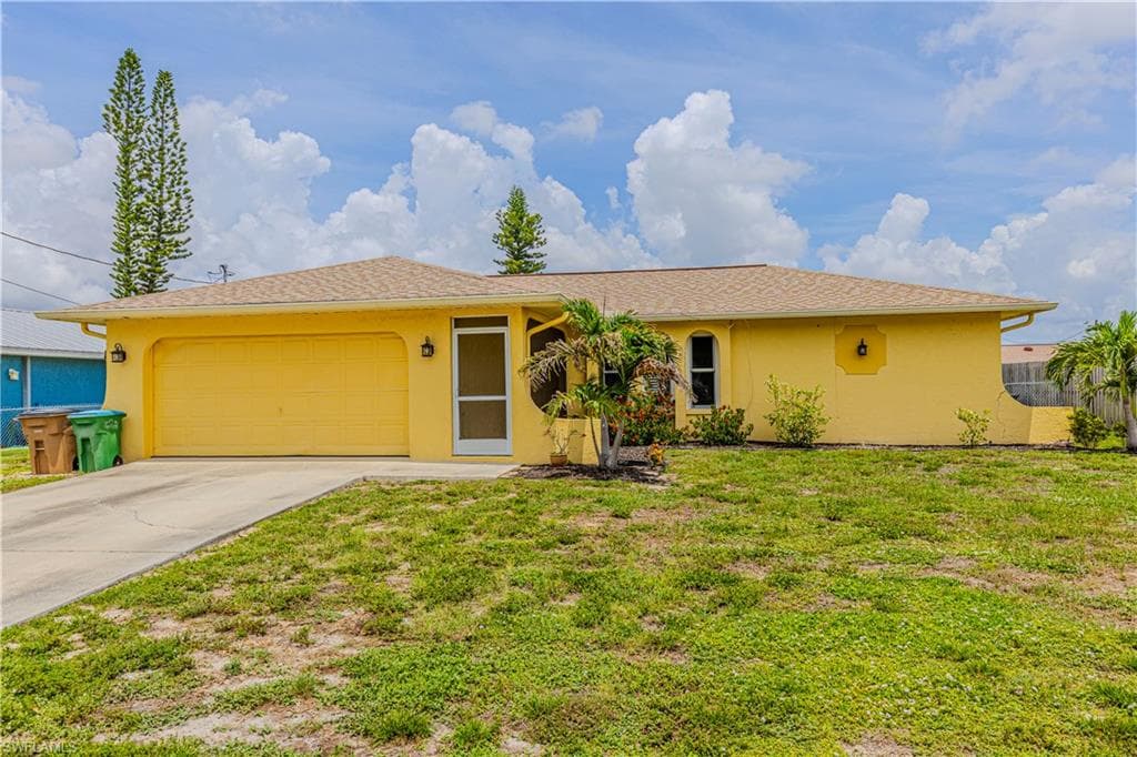 1112 SE 13th PL CAPE CORAL, FL 33990