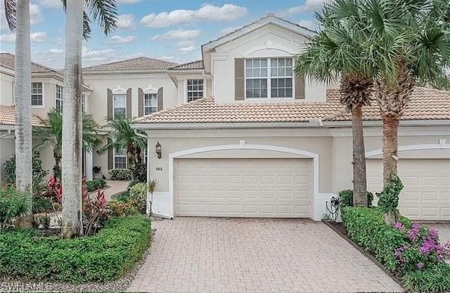4982 Shaker Heights Ct CT 102 NAPLES, FL 34112