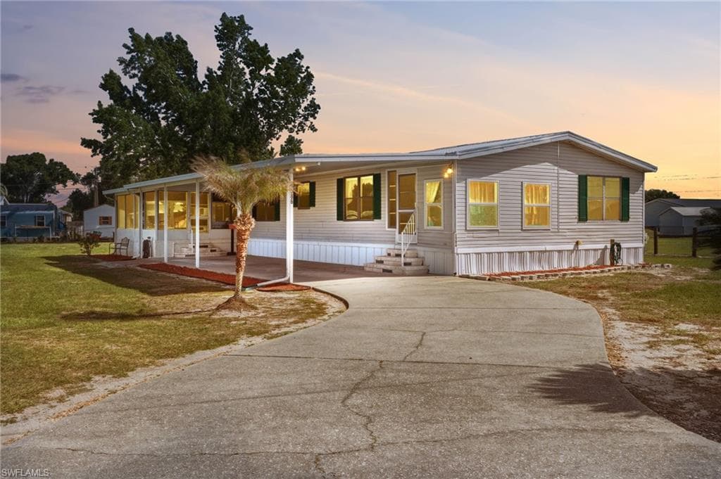 1586 NE Grapefruit ST ARCADIA, FL 34266