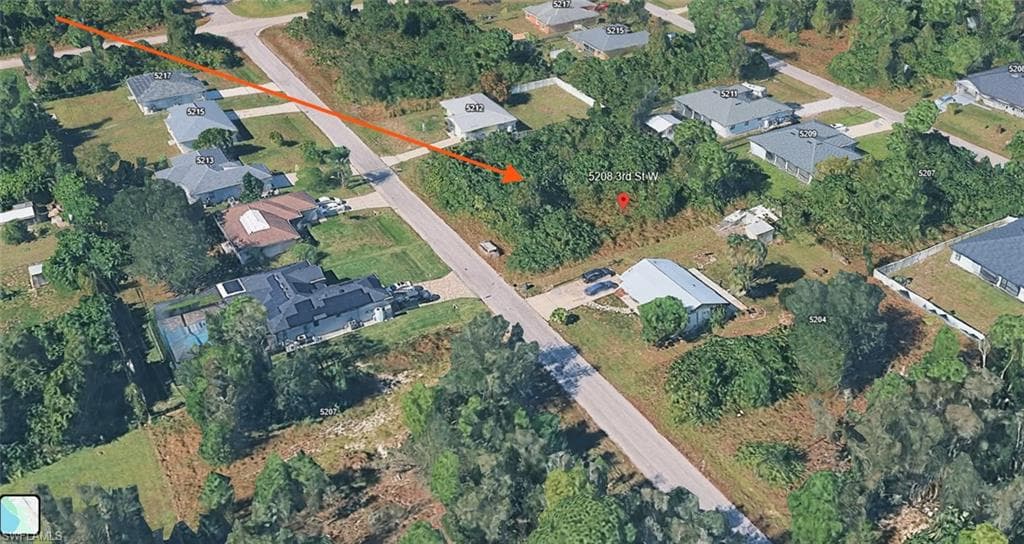 5208 3rd ST W LEHIGH ACRES, FL 33971