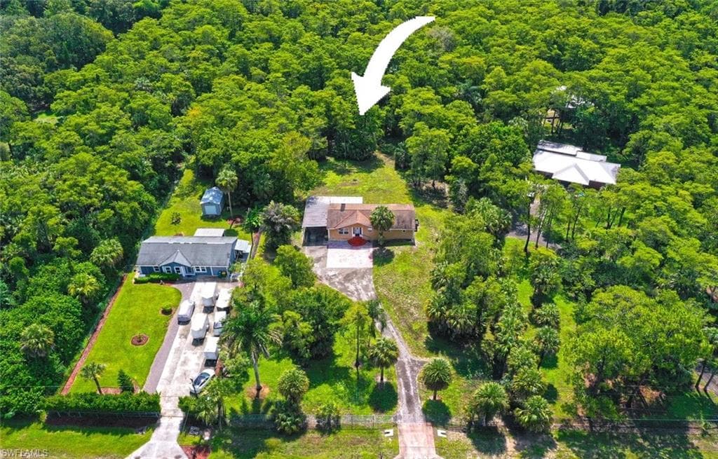 160 19th ST NW NAPLES, FL 34120