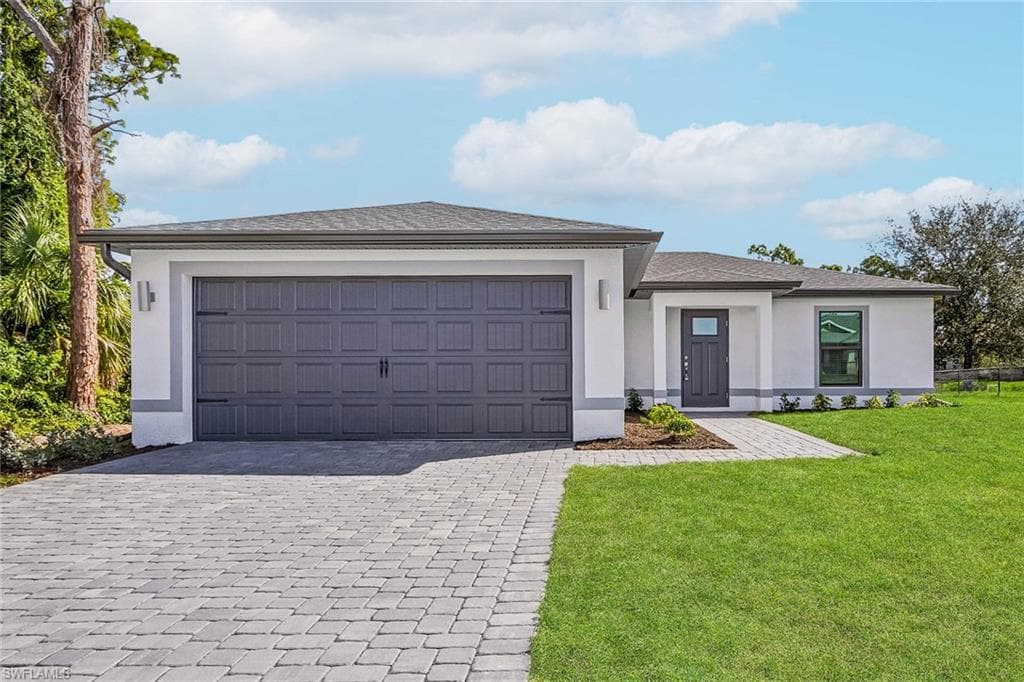 442 Burrstone DR LEHIGH ACRES, FL 33974