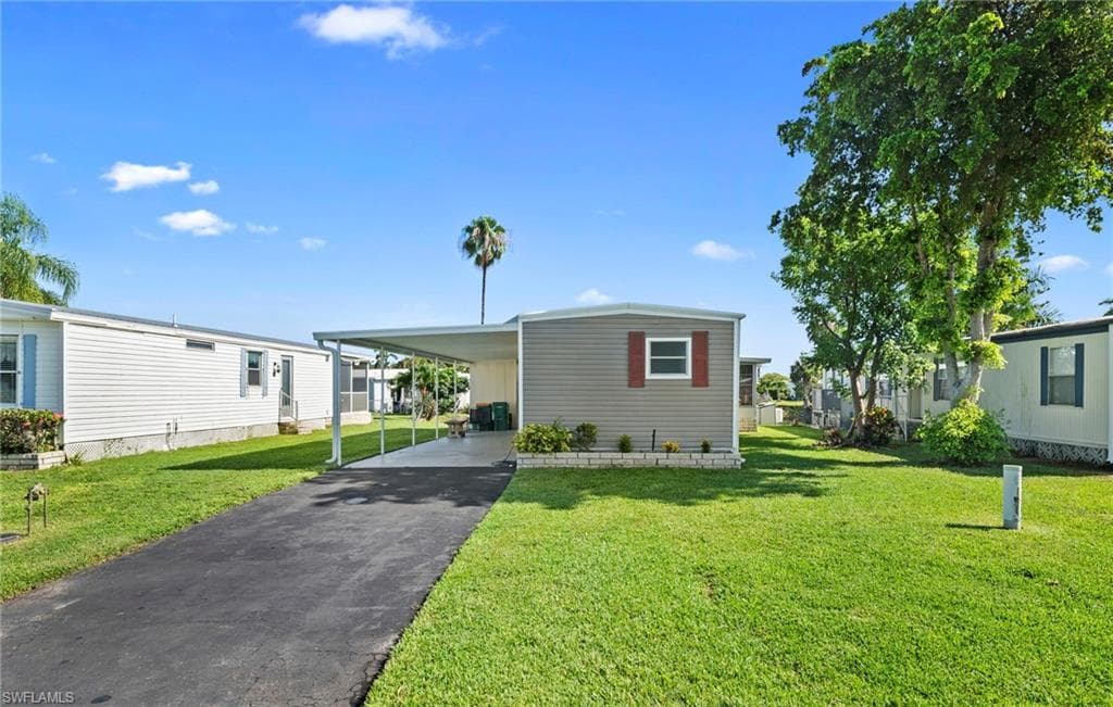 455 Cape Florida WAY NAPLES, FL 34104