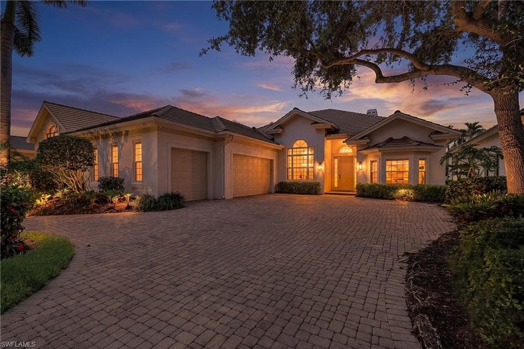 179 AUDUBON BLVD NAPLES, FL 34110