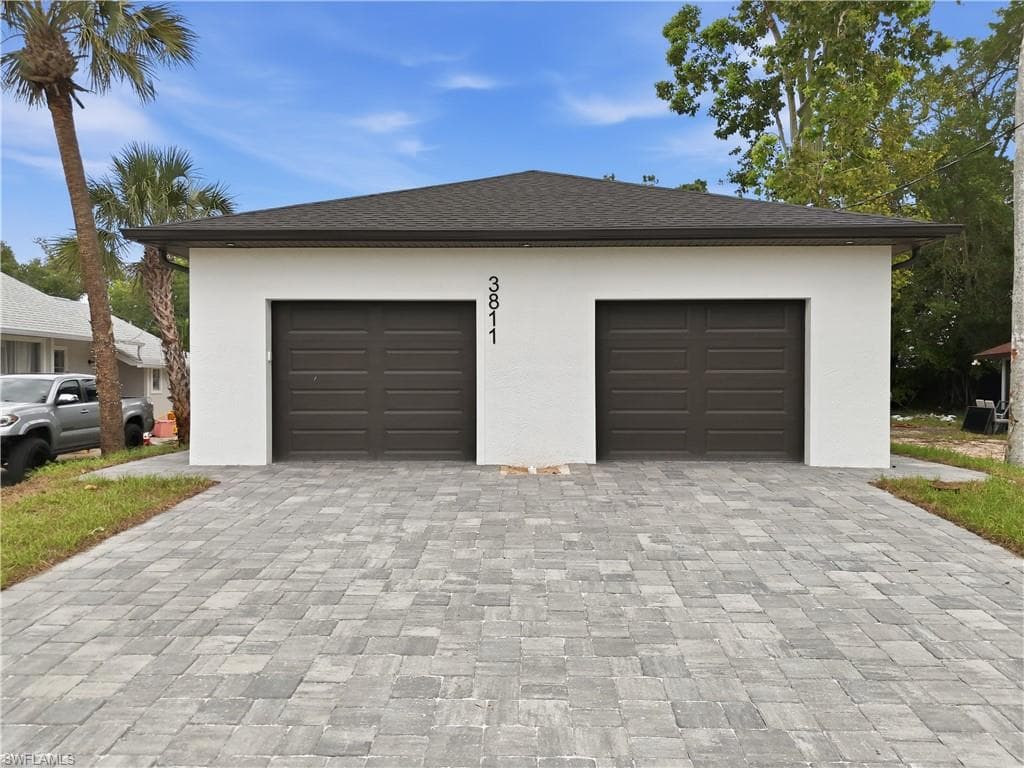 3811 Pearl ST FORT MYERS, FL 33916