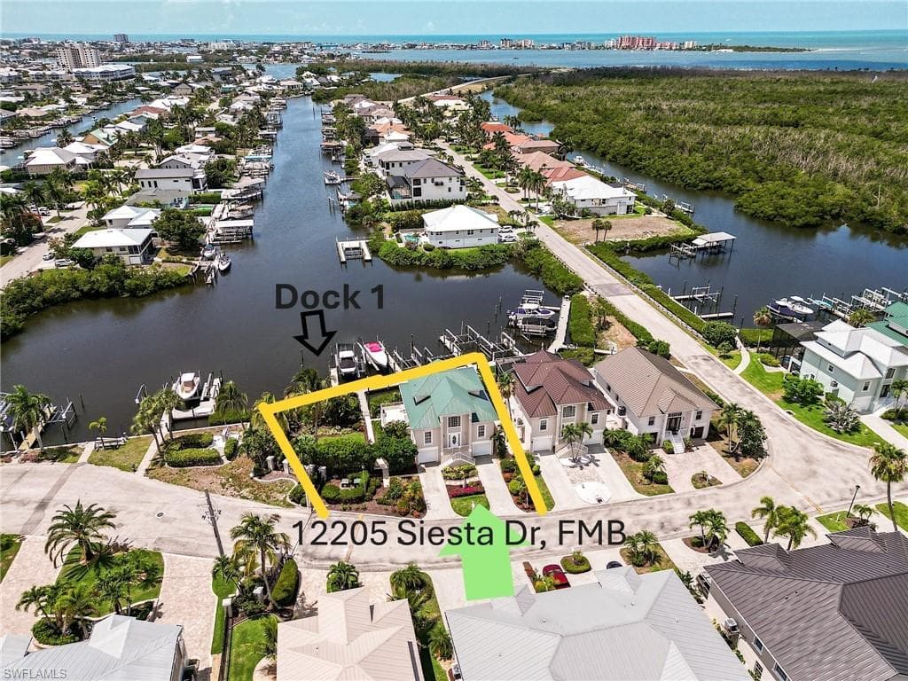 12205 Siesta DR FORT MYERS BEACH, FL 33931