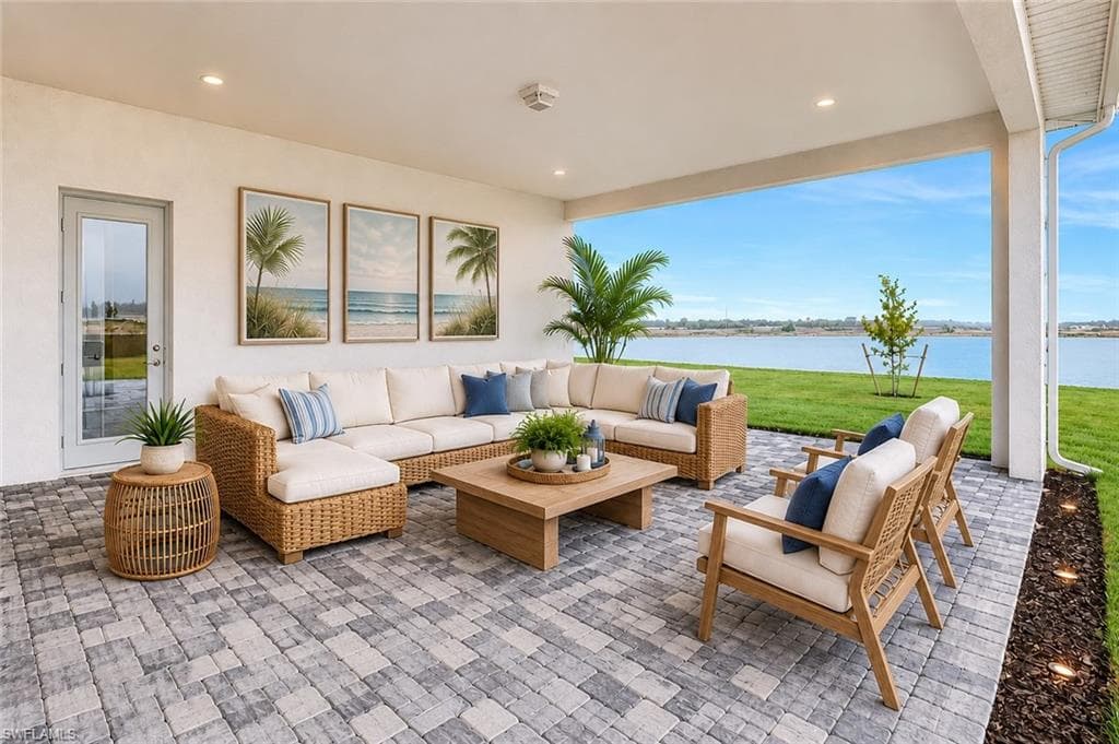 8541 Oceana WAY NAPLES, FL 34114