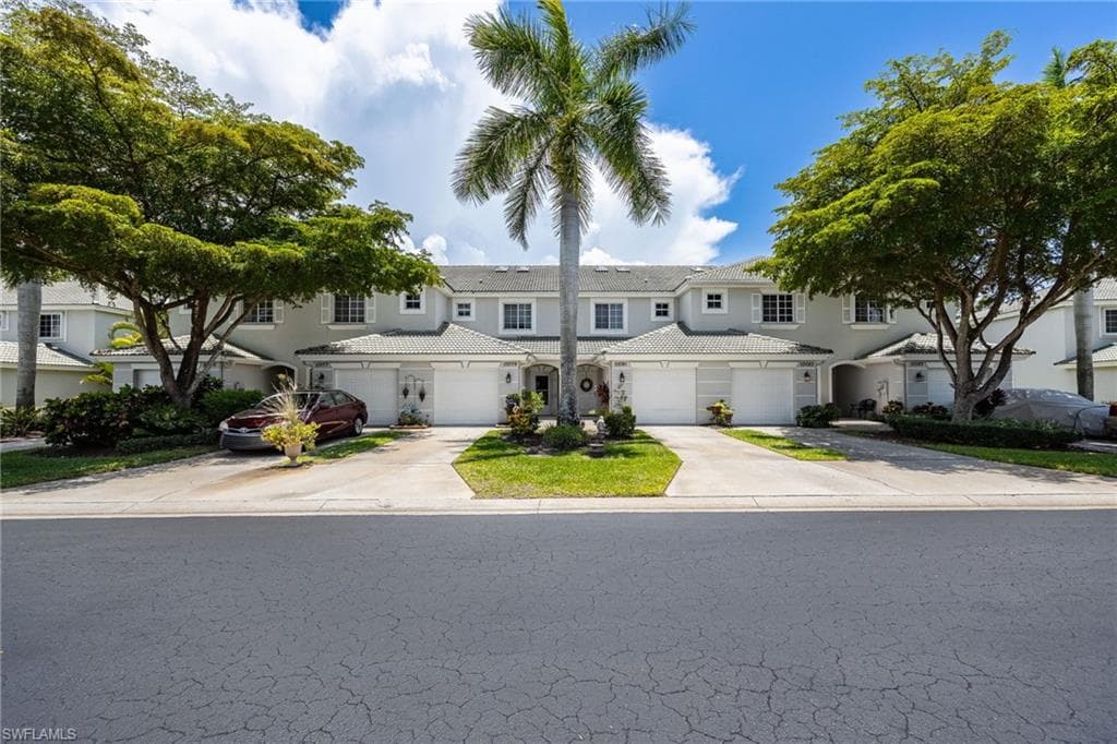 10083 Poppy Hill DR FORT MYERS, FL 33966