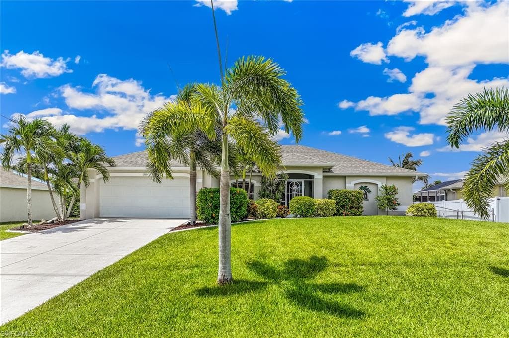 1905 SW 25th TER CAPE CORAL, FL 33914