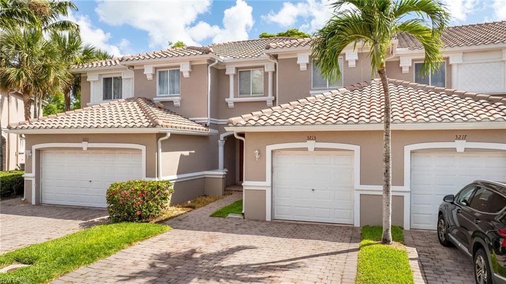 3215 Antica ST FORT MYERS, FL 33905