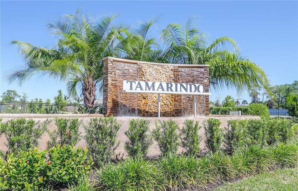 259 Tamarindo LN NAPLES, FL 34114