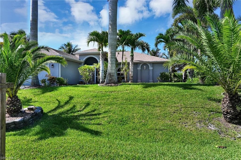 2000 NW 4th ST CAPE CORAL, FL 33993