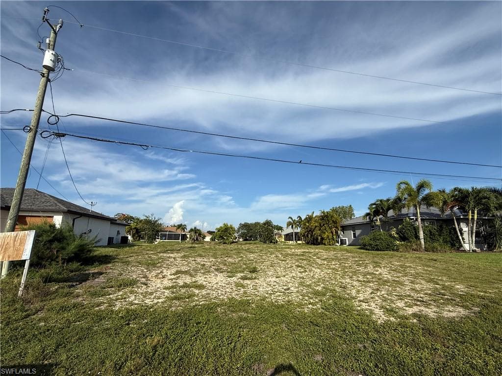3009 SW 11th PL CAPE CORAL, FL 33914