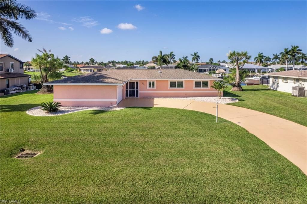 1640 SE 40th ST CAPE CORAL, FL 33904
