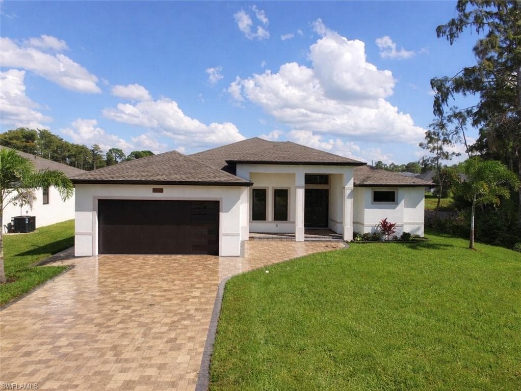 1010 Angelo AVE LEHIGH ACRES, FL 33971