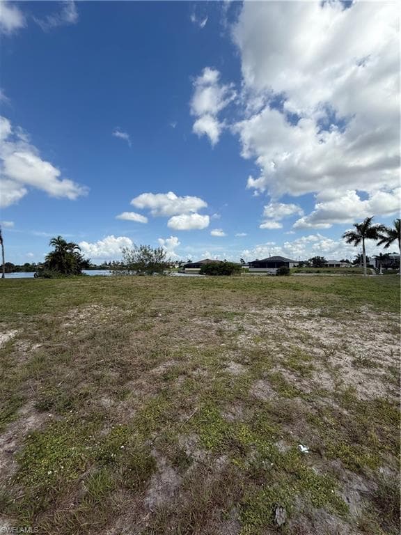 1729 NW 8th TER CAPE CORAL, FL 33993