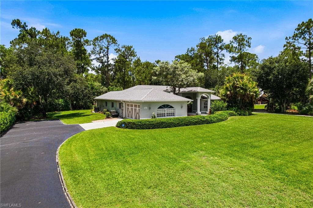 2053 17th ST SW NAPLES, FL 34117