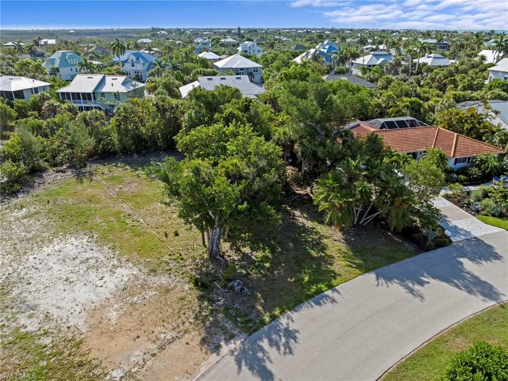564 Chert CT SANIBEL, FL 33957