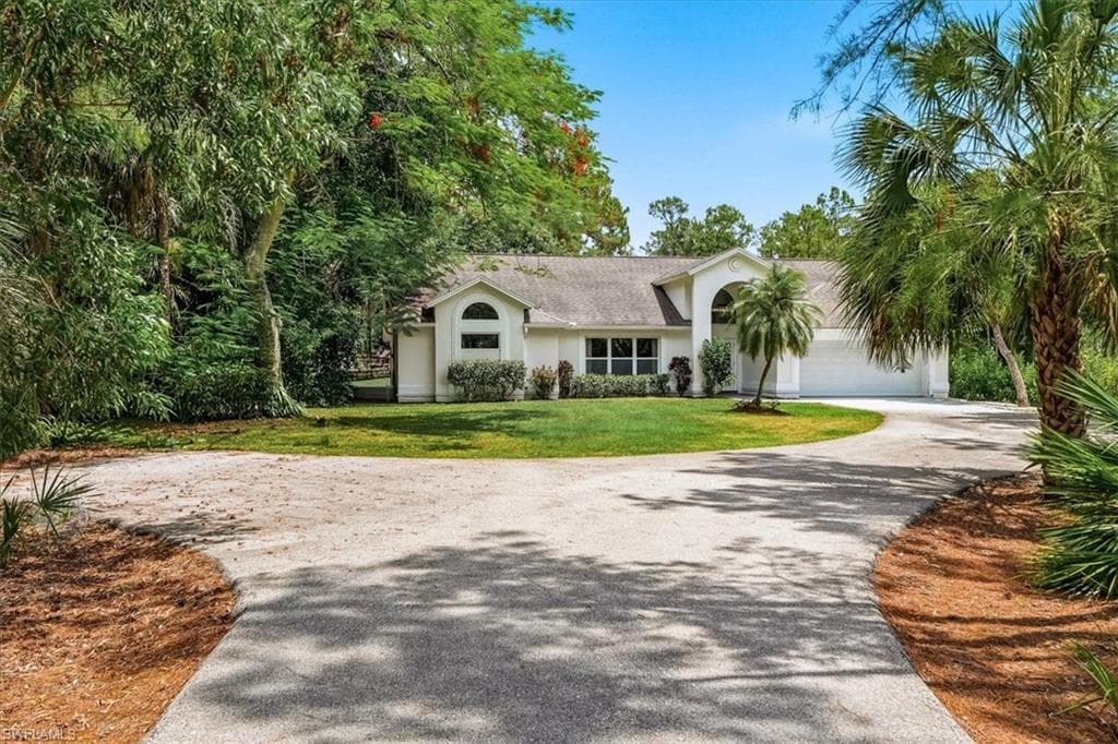 5991 Golden Oaks LN NAPLES, FL 34119