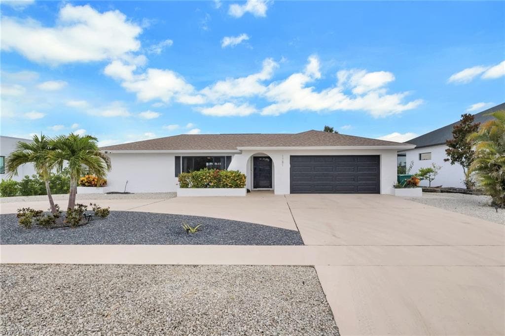 1781 Dogwood DR MARCO ISLAND, FL 34145