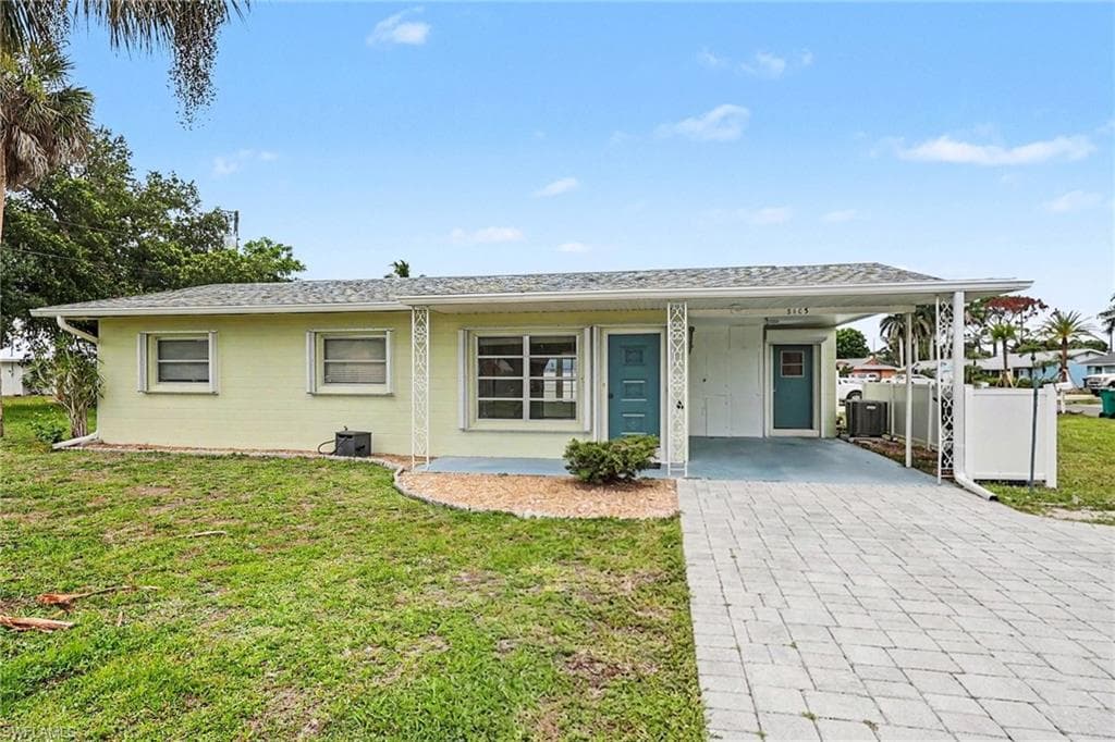 5403 Baylor LN FORT MYERS, FL 33908