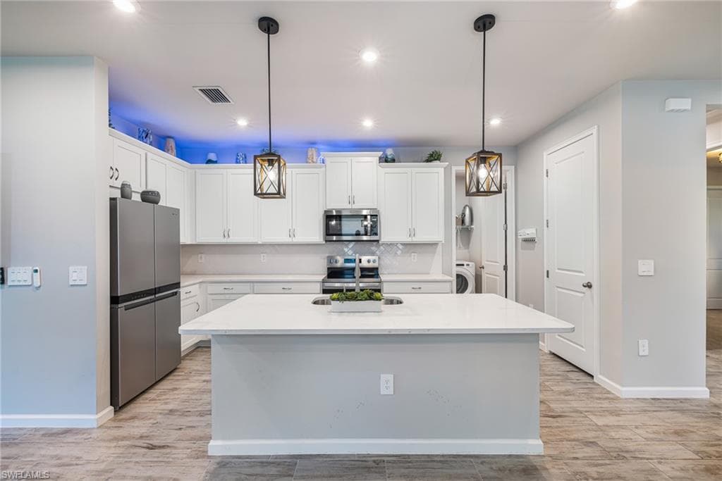 6617 Upward Spring PL FORT MYERS, FL 33966