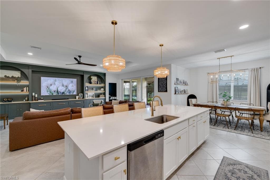 18890 Shimmer Dawn CT NORTH FORT MYERS, FL 33917