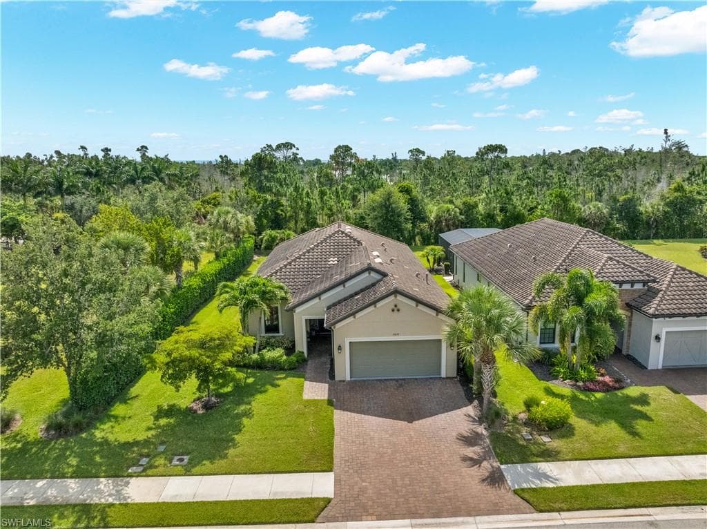 19657 Estero Pointe LN FORT MYERS, FL 33908