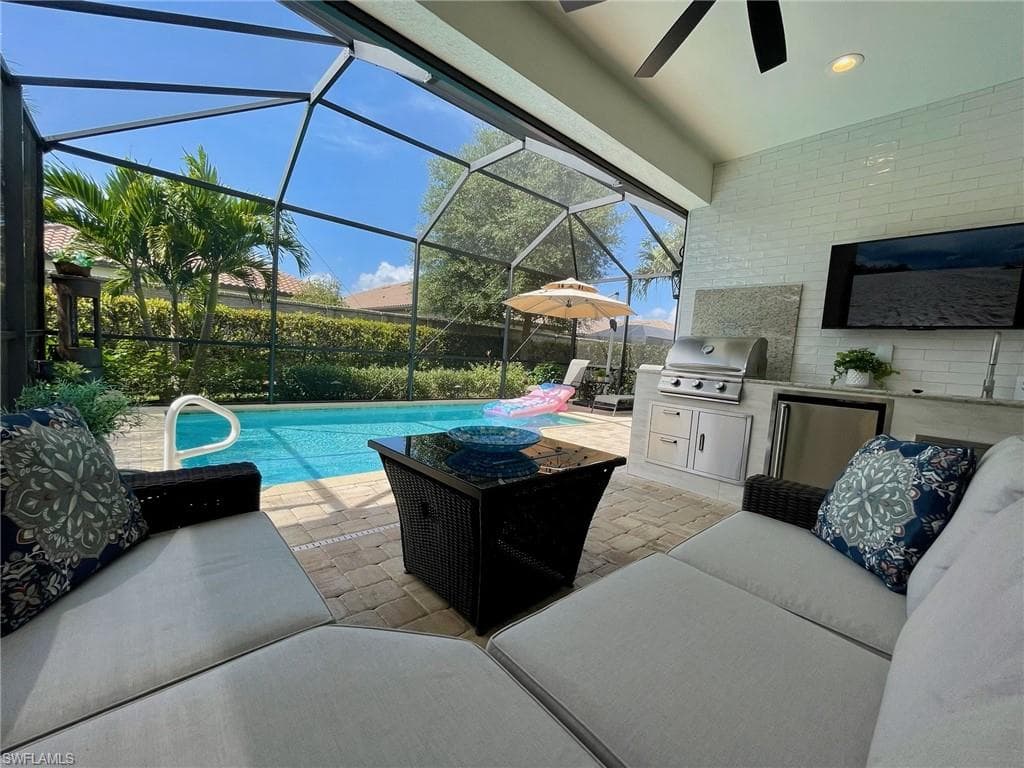 8328 Lucello TER N NAPLES, FL 34114