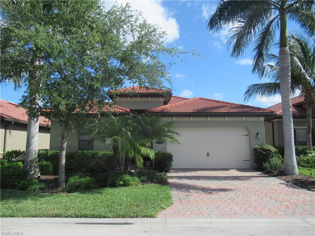 16391 Barclay CT NAPLES, FL 34110