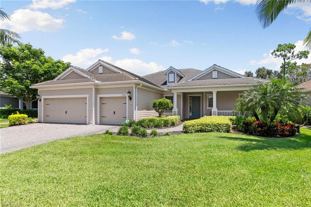 21539 Oaks Of Estero CIR ESTERO, FL 33928