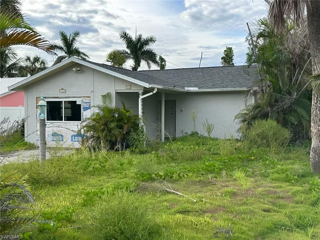 1653 Atlanta Plaza DR SANIBEL, FL 33957