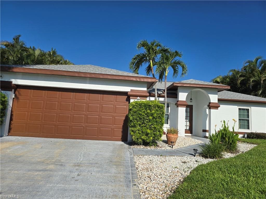 2136 SE 8th AVE CAPE CORAL, FL 33990
