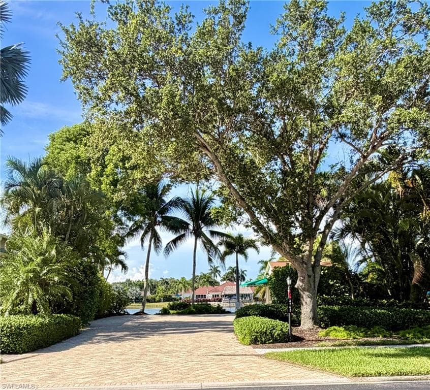 4763 Southern Breeze DR NAPLES, FL 34114